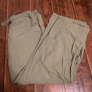 Cute green dress pants